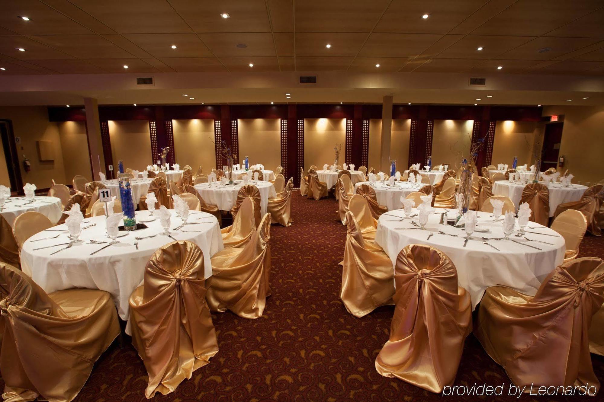 Edmonton Hotel & Convention Center 에드먼턴 외부 사진