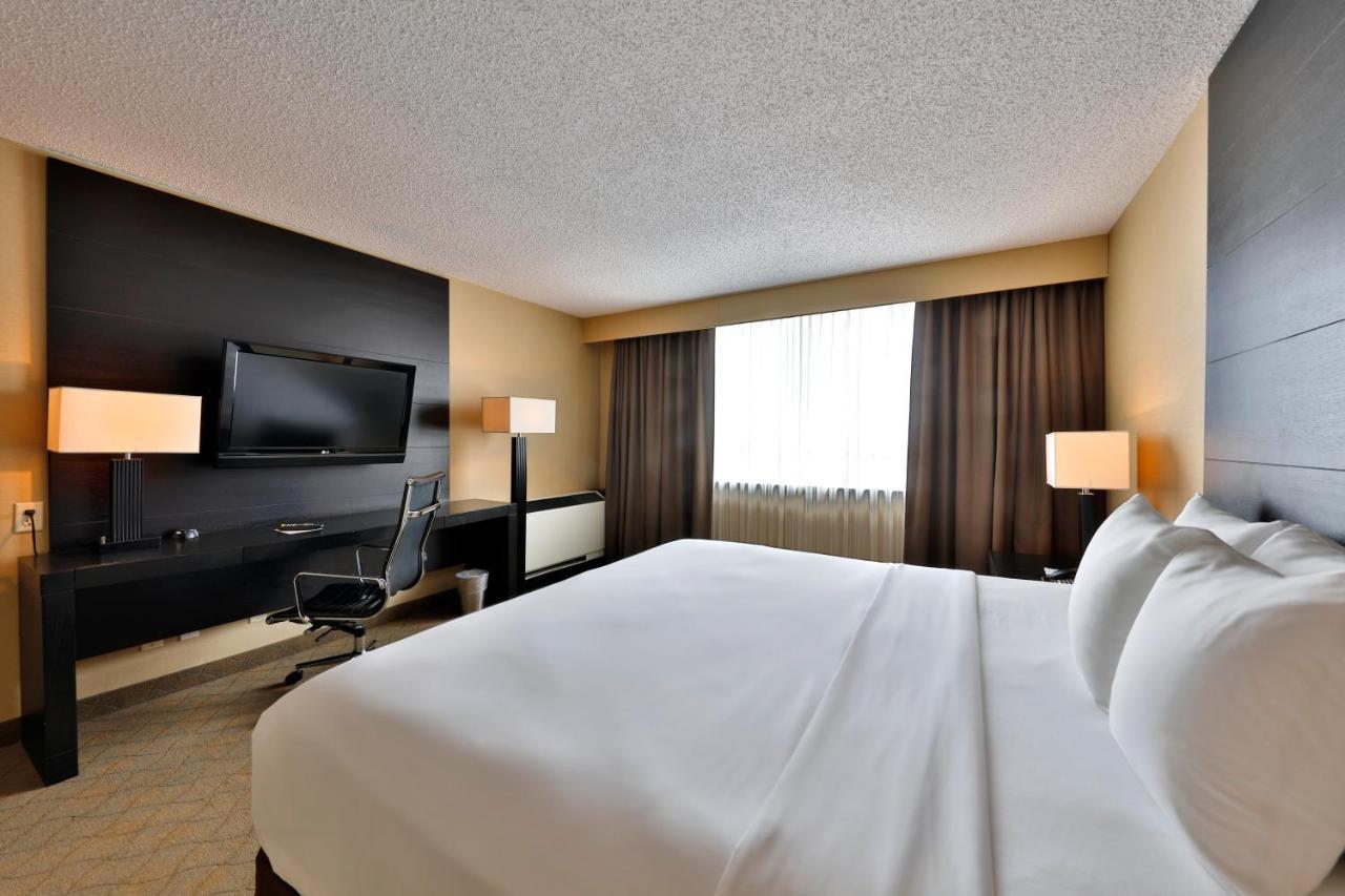 Edmonton Hotel & Convention Center 에드먼턴 외부 사진